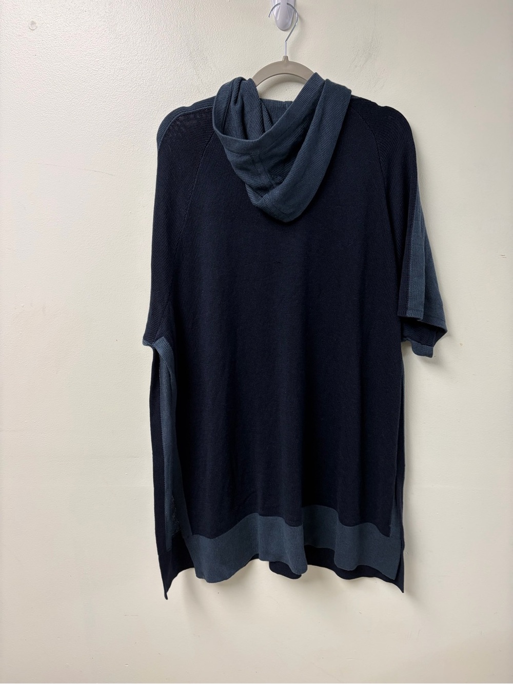 Lululemon Opened Up Poncho Cashmere Blend Blue Size Medium/Large - Picture 10 of 10